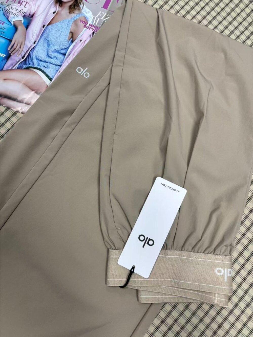 👍Alo Yoga Suit Up Trouser Gravel Regular 30" Inseam✨Straight Leg - Picture 8 of 12